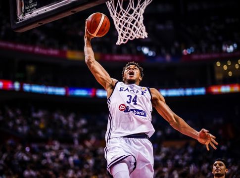 Η σπουδαία εμφάνιση του Γιάννη κόντρα στη Νέα Ζηλανδία (vid)