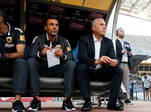 Αποφασίζει για Σιμόες και Ολιβέιρα ο Κωστένογλου