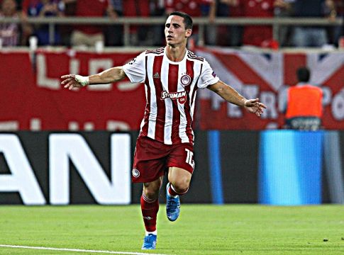 Ολυμπιακός – Τότεναμ: Τους τρέλανε ο «μάγος» με το 10