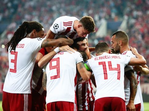 Αποθέωσε Ολυμπιακό η UEFA! (pic)