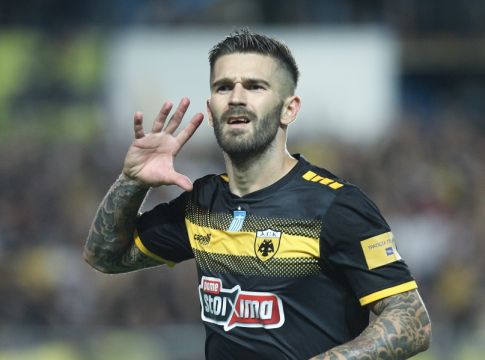 Αποθέωση Λιβάγια από την Εθνική Κροατίας (pic)