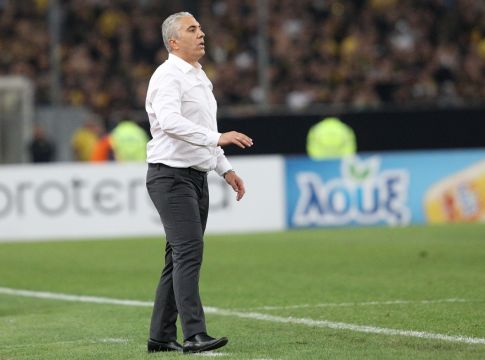 Κωστένογλου: «Κυριαρχήσαμε στο δεύτερο ημίχρονο, συγχαρητήρια στους παίκτες μου»