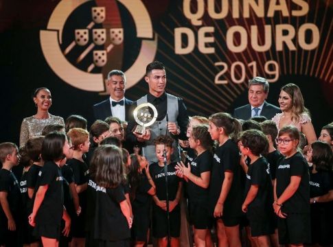 Κορυφαίος Πορτογάλος ποδοσφαιριστής ο Ρονάλντο για δέκατη φορά (vid)