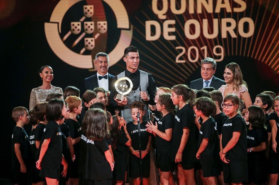 Κορυφαίος Πορτογάλος ποδοσφαιριστής ο Ρονάλντο για δέκατη φορά (vid)