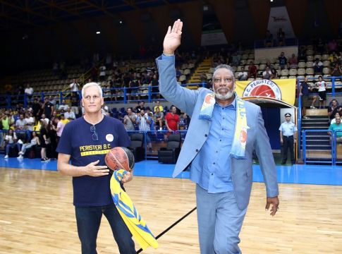 Νόρις: «Χαρούμενος που επέστρεψα στο Περιστέρι»