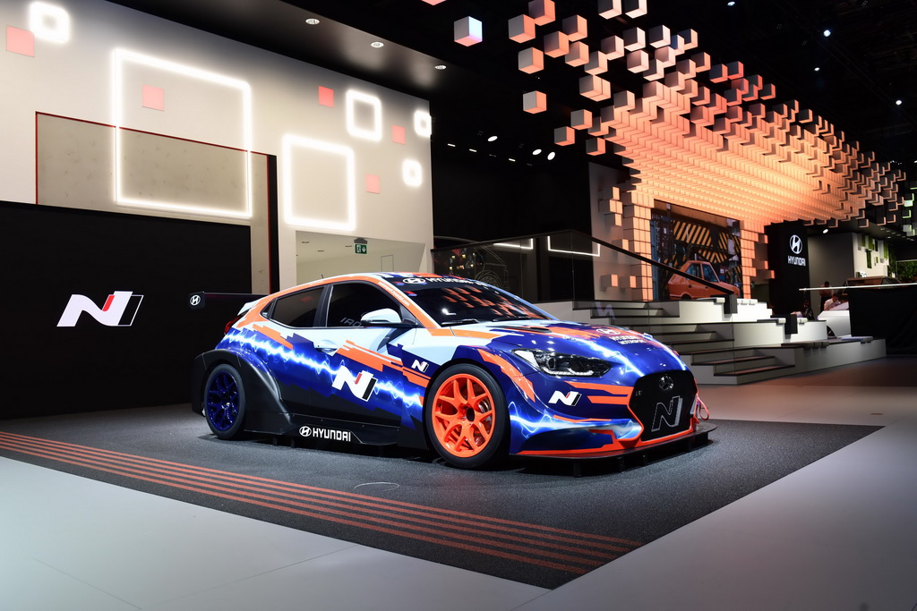 Η Hyundai Motorsport παρουσίασε το Veloster N ETCR στη Φρανκφούρτη