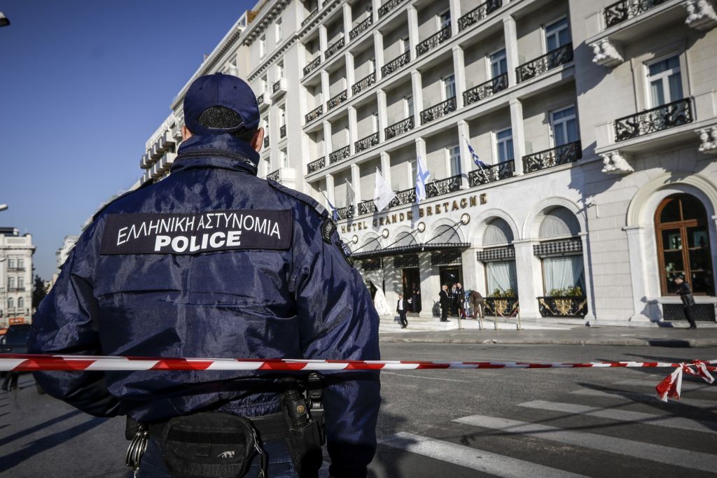 Επέτειος Πολυτεχνείου: «Φρούριο» η Αθήνα – 5.000 αστυνομικοί, drones και ελικόπτερα
