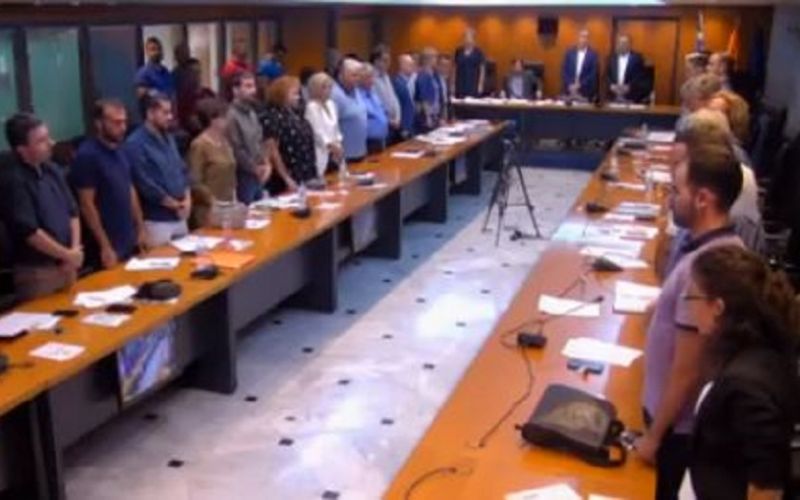 Δήμος Ιλίου: Παραιτήθηκε δημοτικός σύμβουλος που δεν τίμησε τη μνήμη του Παύλου Φύσσα