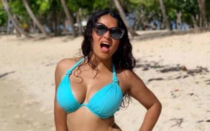 Η Salma Hayek έγινε 53 και το γιόρτασε με αποκαλuπτική φωτογραφία