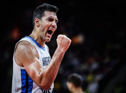 Δεύτερος σκόρερ στην ιστορία της νοκ-άουτ φάσης ο Σκόλα