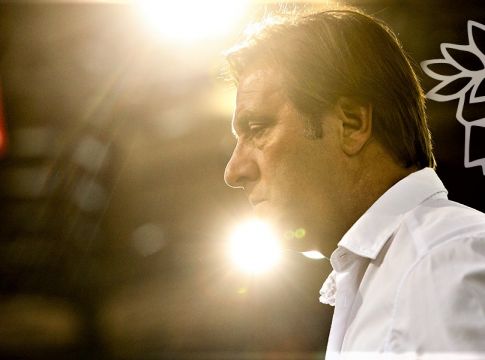 Κάνε και εσύ τον προπονητή του Ολυμπιακού…