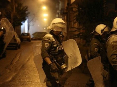 Εξάρχεια: Βαρύ κατηγορητήριο για τους τέσσερις συλληφθέντες