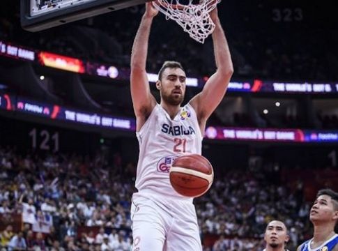 Με Μιλουτίνοφ η αποστολή της Σερβίας, αλλά χωρίς Μίσιτς και Γιόκιτς