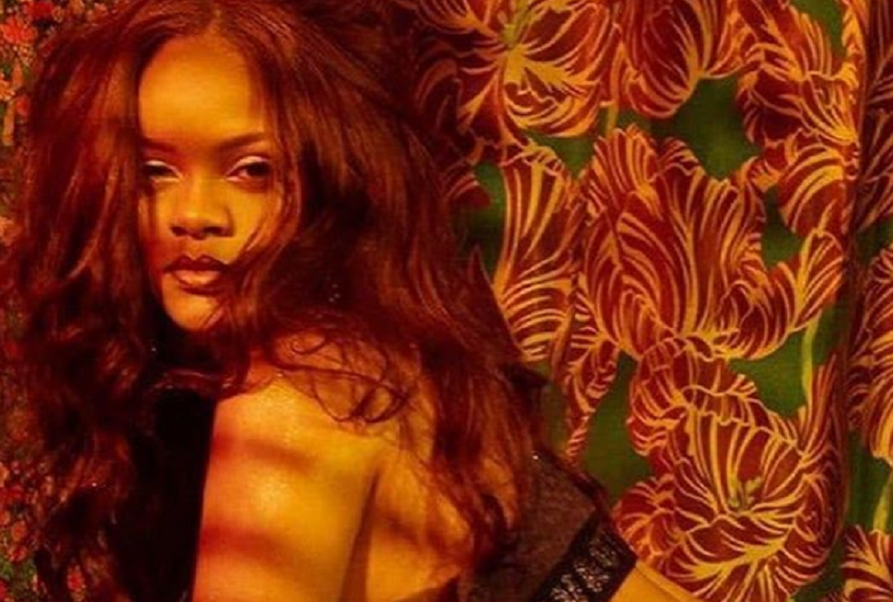 Rihanna: Οι σέξι φωτογραφίες και το σχόλιο του πρώην της