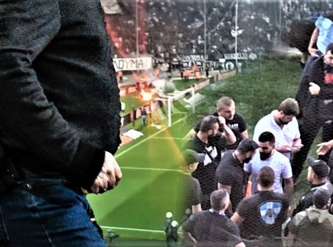 «Πιστόλια», μπράβοι, ΜΑΤ και ξύλο στον παράδεισο της Τούμπας