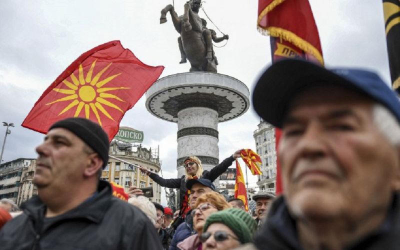 Ήλιος της Βεργίνας: Αυστηρά διαβήματα της Αθήνας προς τα Σκόπια για τη χρήση του