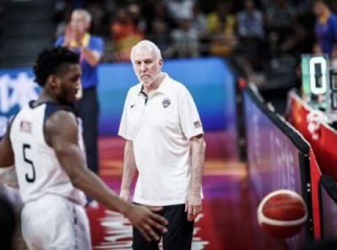 Δεν το αφήνει στην τύχη