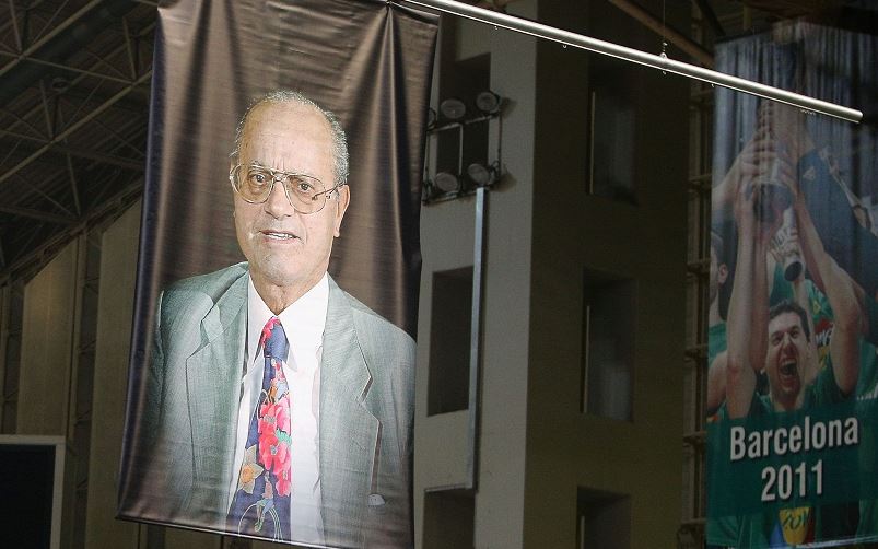 Παναθηναϊκός: Το λάβαρο του Θανάση Γιαννακόπουλου στην οροφή του ΟΑΚΑ (pics) | to10.gr Παναθηναϊκός: Το λάβαρο του Θανάση Γιαννακόπουλου στην οροφή του ΟΑΚΑ (pics) | to10.gr