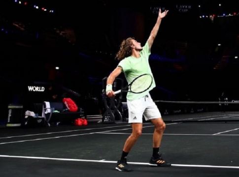 Τσιτσιπάς: «Όνειρο ζωής να μοιράζομαι το κορτ με Φέντερερ και Ναδάλ»