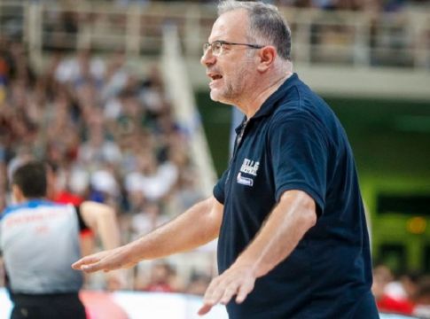 Αμερικανός δημοσιογράφος «κράζει» τον Σκουρτόπουλο