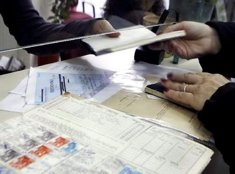 Πάνω από 1 εκατ. οι εκκρεμείς συντάξεις (πίνακας)