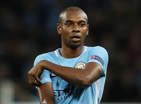 Η Σίτι θέλει να κρατήσει τον Φερναντίνιο έως το 2021