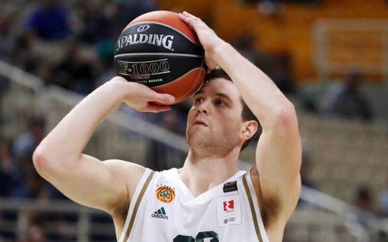 Η… ποδιά του Φριντέτ στον Αγραβάνη (vid)