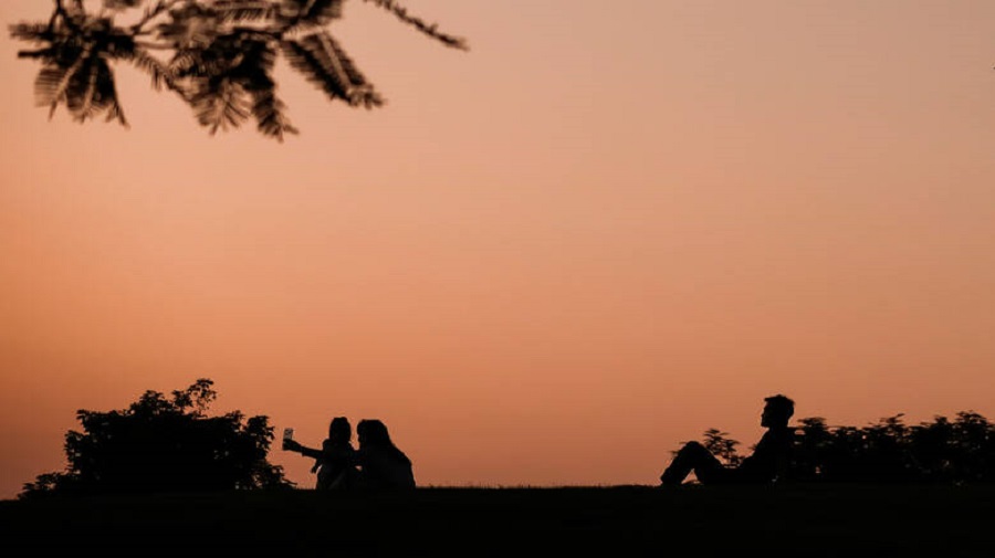 Καιρός: Συνεχίζεται το καλοκαίρι την Τρίτη