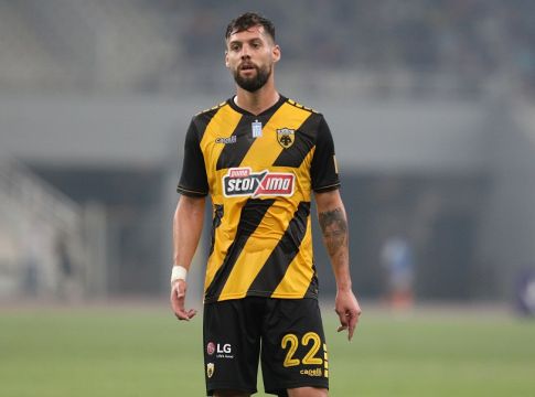 Σιμάο: «Αισθανόμασταν τον ρατσισμό στα γήπεδα της Βουλγαρίας»