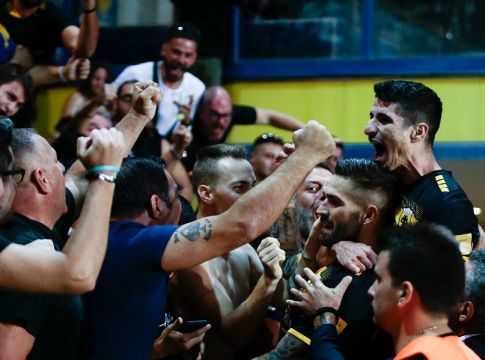 Κούμπα σε Δημητριάδη: «Μόνο ΑΕΚ»