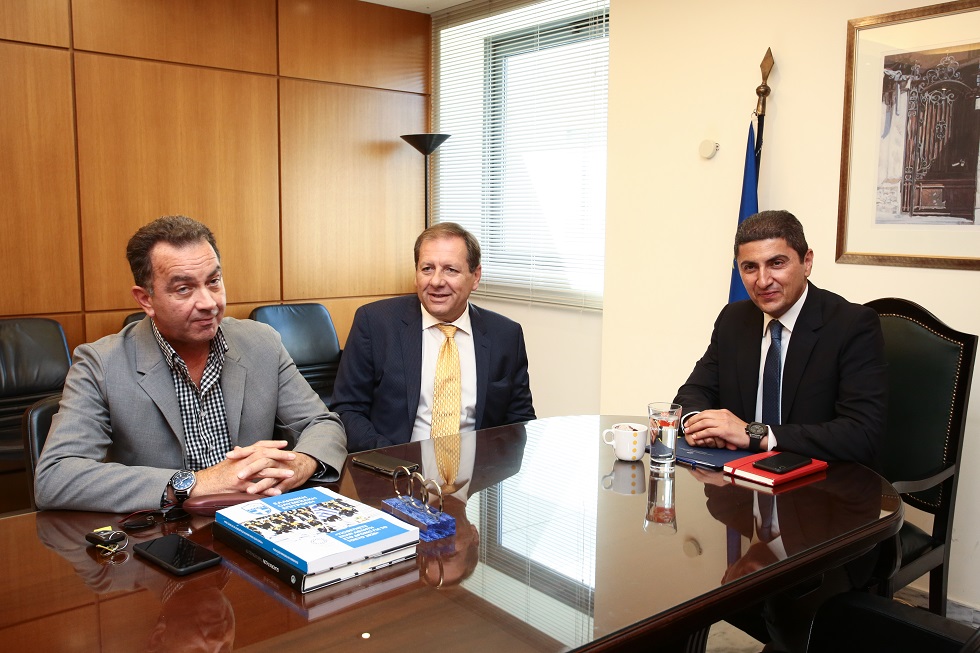 Αυγενάκης: «Από σήμερα ξεκινάμε τη δουλειά για το κλειστό της ΑΕΚ»