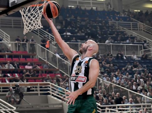 Καλάθης για Γκιστ: «Οικογένεια για πάντα» (pic)