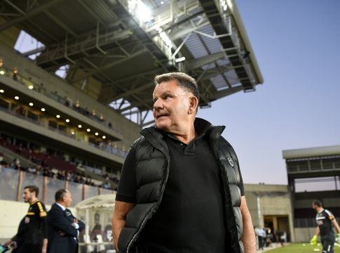 Κούγιας σε ανθρώπους της ΑΕΚ: «Τσούζει, τσούζει;»