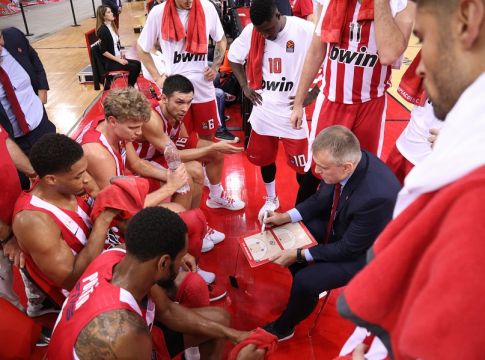 LIVE: Ολυμπιακός- Ζενίτ 68-77 (τελικό)