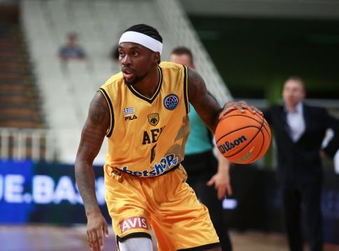 ΑΕΚ: Η εντυπωσιακή πιρουέτα του Ρέι (vid)