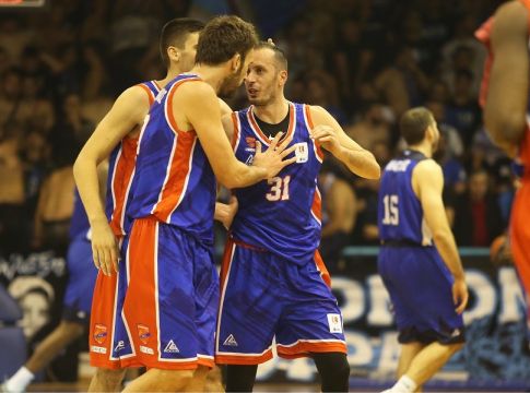 Ρεκόρ οκταετίας στα τρίποντα από τον Πανιώνιο