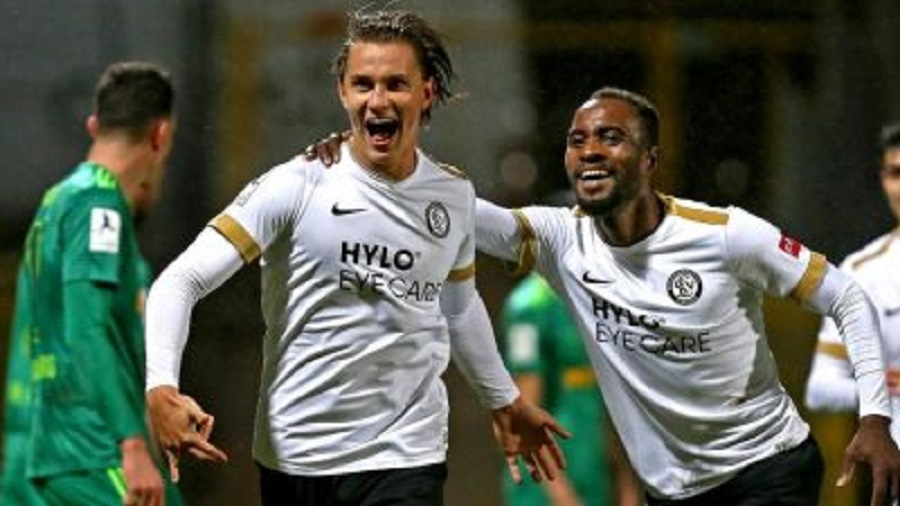 Παρένθεση με Ρεγκιονάλιγκα