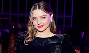 Miranda Kerr: Έφερε στον κόσμο το τρίτο της παιδί (pic)