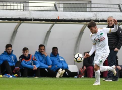 Ο Αποστολάκης κερδίζει τον Δώνη, τον Γιόχανσον και τον… Βαγιαννίδη