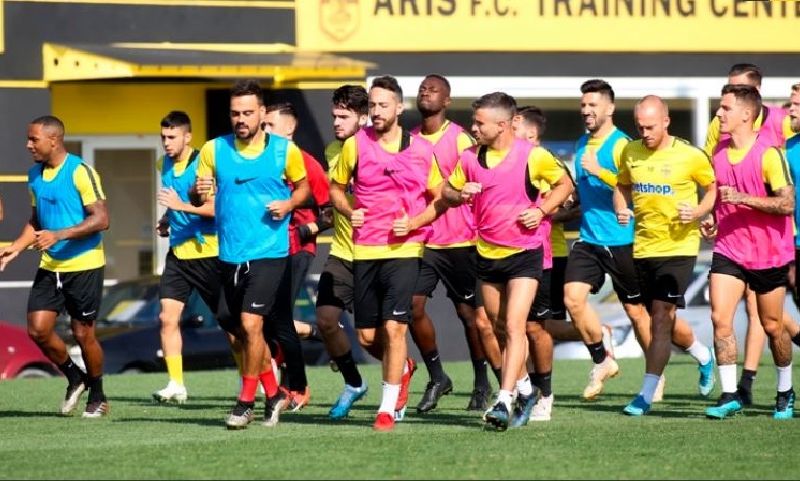 Άρης: Εκτός ο Βέλεθ, στην Ισπανία ο Κουέστα