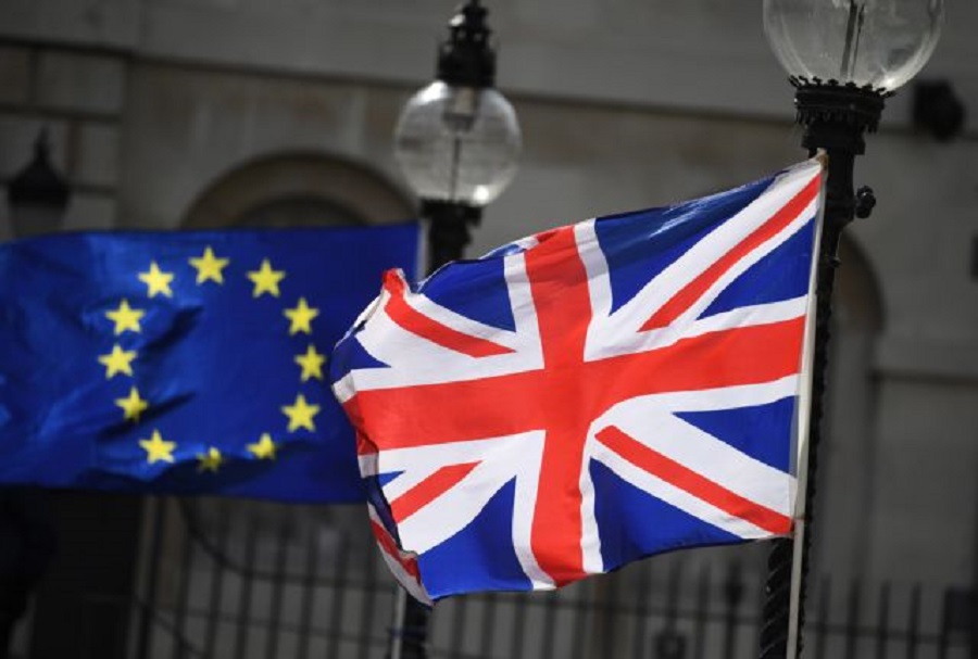 Brexit: Δεν βιάζονται να απαντήσουν οι Βρυξέλλες