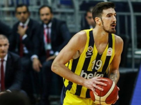 Ντε Κολό: «Δεν είναι εύκολο να κατακτήσεις την κορυφή» (vid)