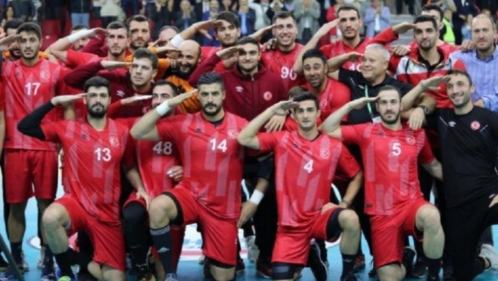 Τουρκικός Τύπος: «Ξεσπάθωσε» κατά Ολυμπιακού και ΑΕΚ για την τιμωρία σε Τούρκους αθλητές