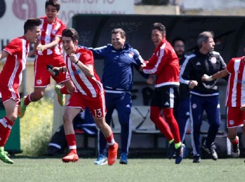 Ολυμπιακός Κ-15: Κόντρα σε Τσέλσι και Μάντσετσερ Γιουνάιτεντ οι «ερυθρόλευκοι»