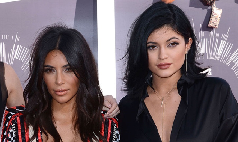 Kim Kardashian – Kylie Jenner: Η φωτογραφία των 8,2 εκατ. likes στο Instagram (pics)