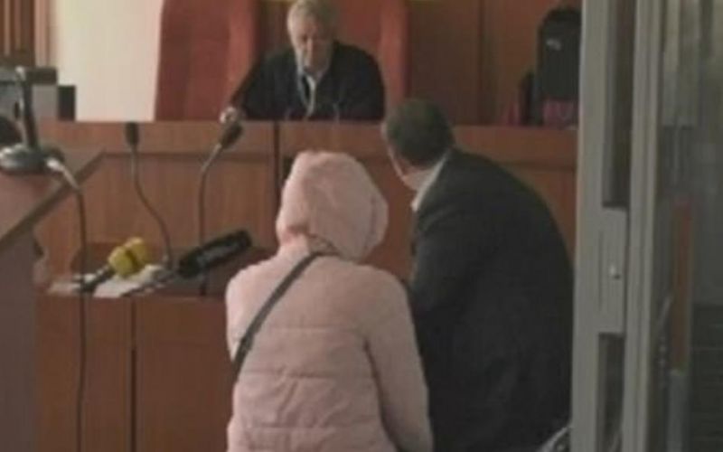 Έκοψε το πέος του βιαστή της γυναίκας του και κινδυνεύει με μεγαλύτερη ποινή απ’ αυτόν
