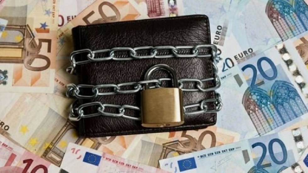 Έρχεται μπαράζ κατασχέσεων μετά τις 120 δόσεις – Τα μεσάνυχτα εκπνέει η προθεσμία (vid)