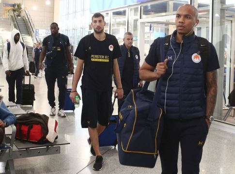 «Πέταξε» για Τουρκία το Περιστέρι (pics)