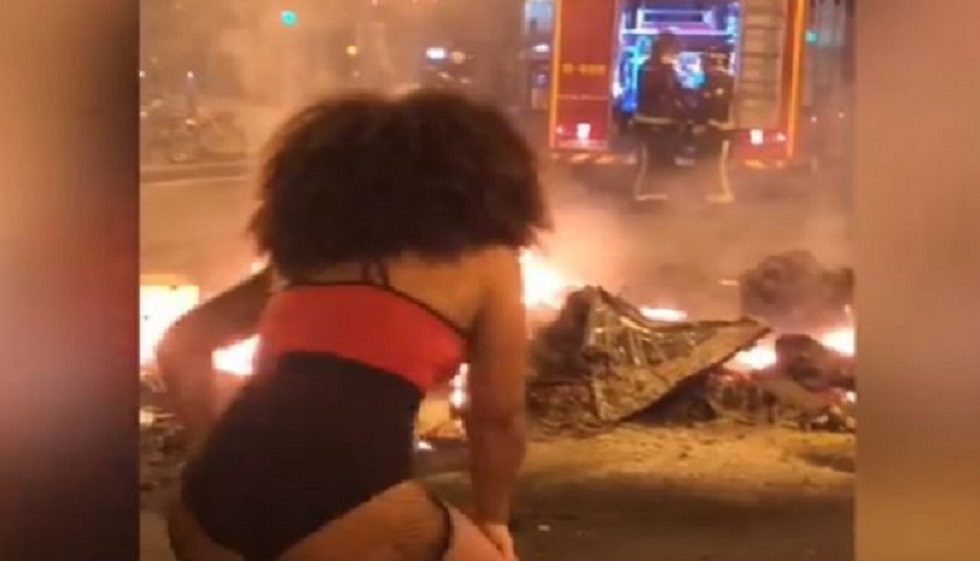 Βαρκελώνη : Διαδηλώτρια χόρευε twerking για να… διαμαρτυρηθεί (vid)