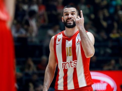 Σκηνές ρινγκ στο Βελιγράδι, αποβλήθηκε ο Λάζιτς για μπουνιά στον Τίμα (vid)